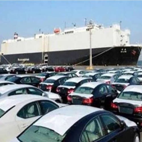 الوكلاء يفرجون  عن سياراتهم  في ميناء الاسكندرية بسبب زيادة الطلب على الشراء