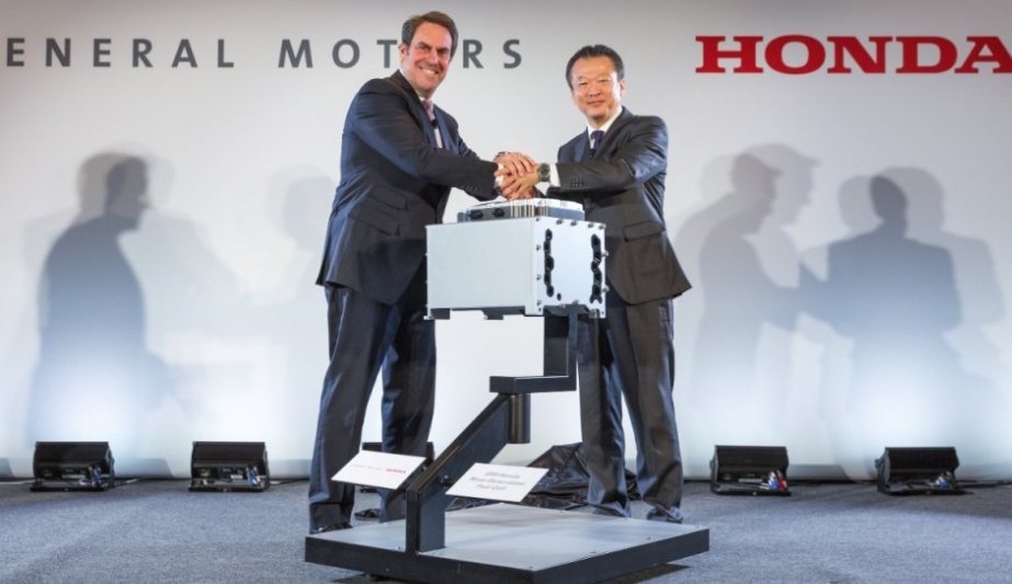 هوندا وجنرال موتورز تعلنان الانسحاب المفاجئ من اتفاقية التعاون المشترك بقيمة 5 مليار دولار لتطوير السيارات الكهربائية