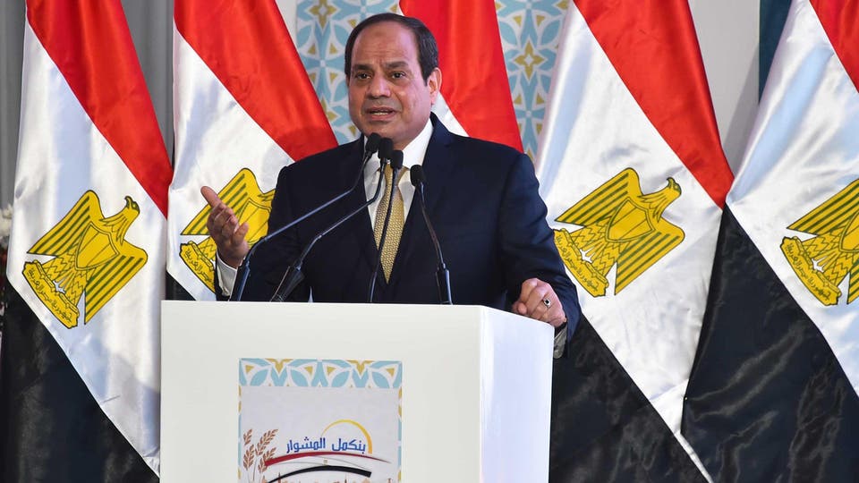 الرئيس عبد الفتاح السيسي ...تحويل السيارات للغاز الطبيعى ضرورة للتوفير والحفاظ على البيئة