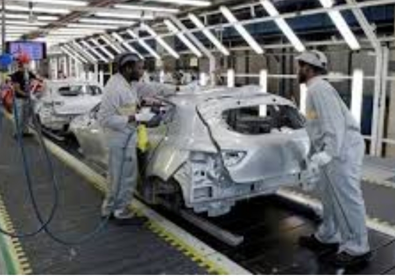 تراجع إنتاج السيارات الكورية 19.8 بالمئة عن العام الماضي