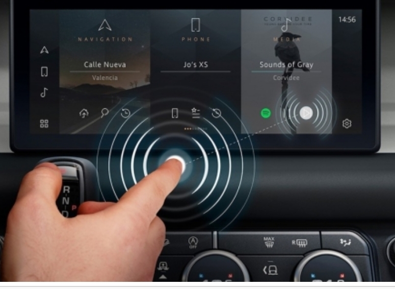 جاكوار لاندروفر تطور شاشة لمس بدون لمس!