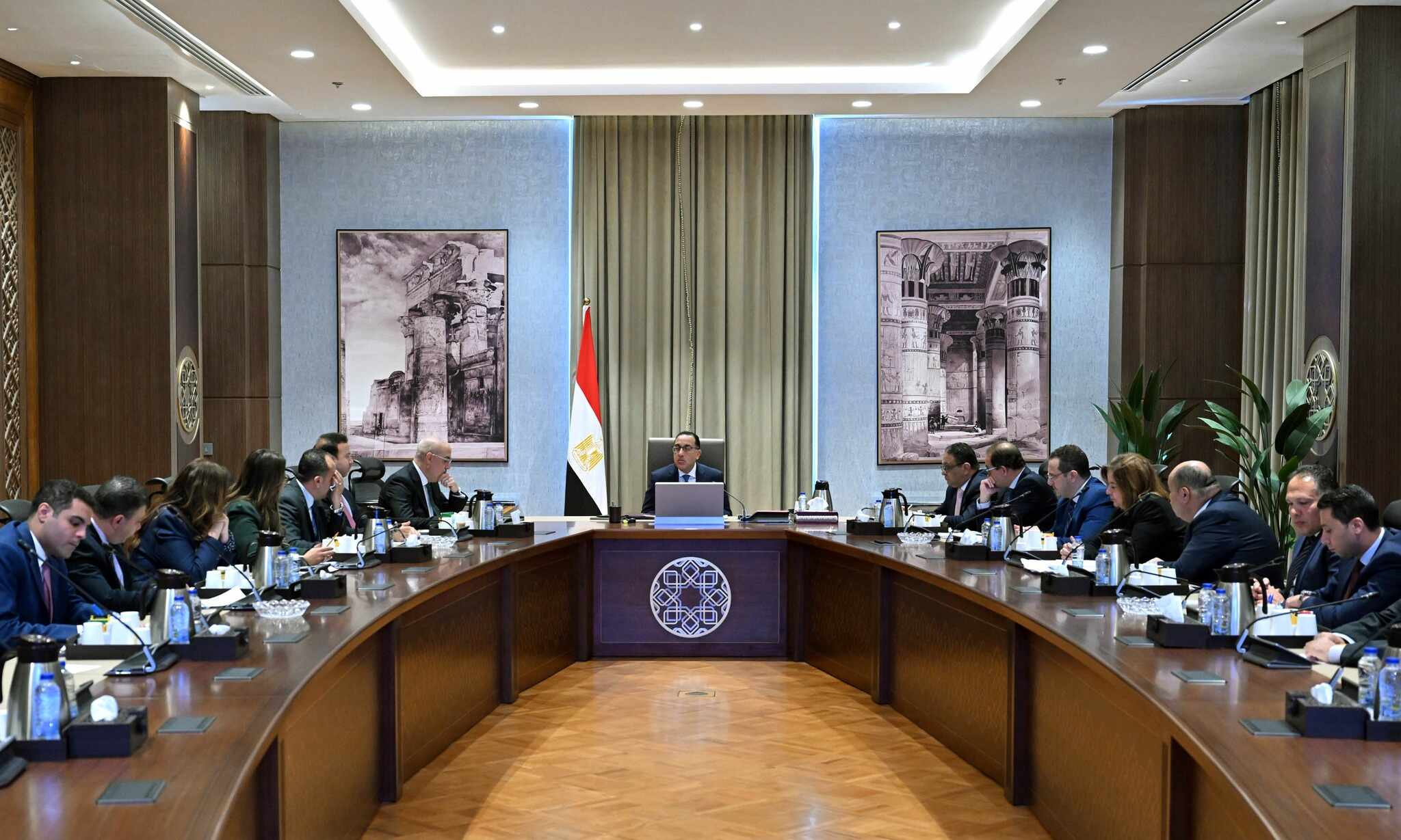 مصر تسمح ببيع العقارات بالدولار لتعزيز مصادر النقد الأجنبي