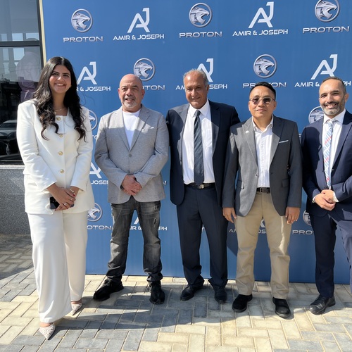 عامًا من الخبرة في خدمة عملاء بروتون والتوسع في شبكة المبيعات افتتاح فرع جديد لأمير وجوزيف بالمعادي لسيارات بروتون