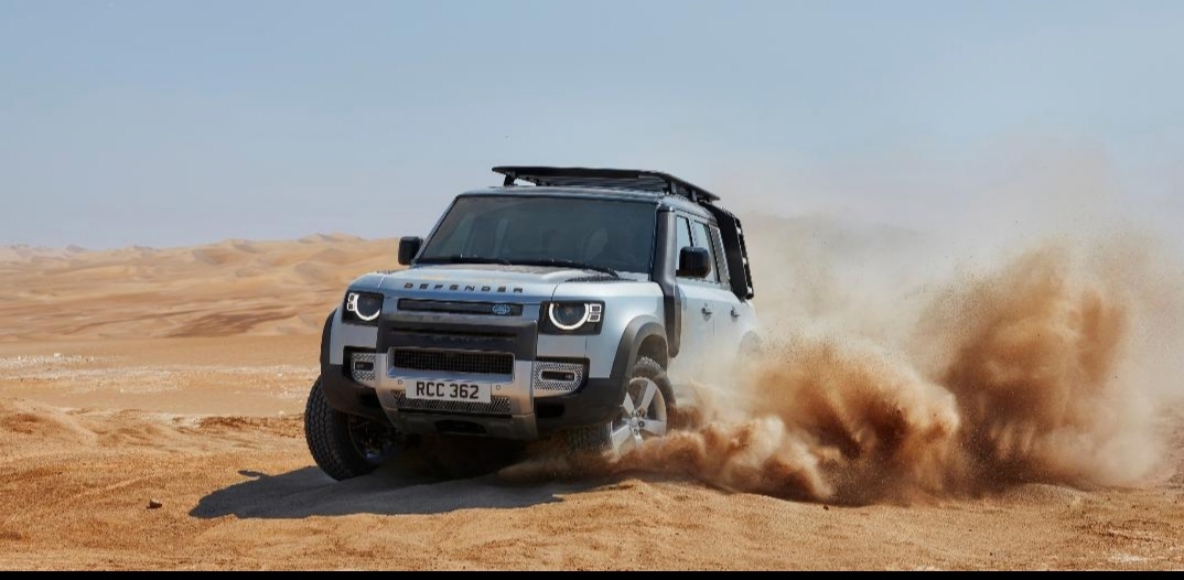 INTRODUCING THE NEW LAND ROVER DEFENDER